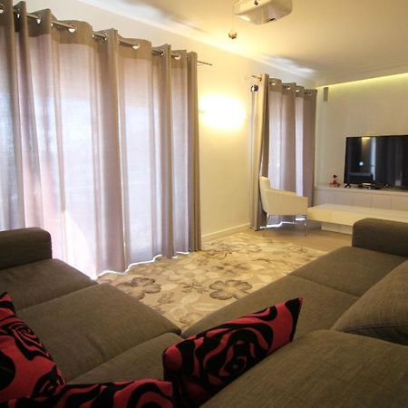 Kristi Apartments Sarandë エクステリア 写真