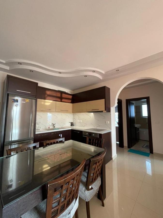 Kristi Apartments Sarandë エクステリア 写真