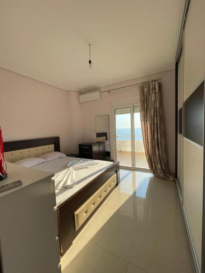Kristi Apartments Sarandë エクステリア 写真