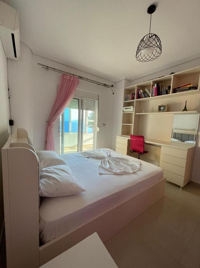 Kristi Apartments Sarandë エクステリア 写真